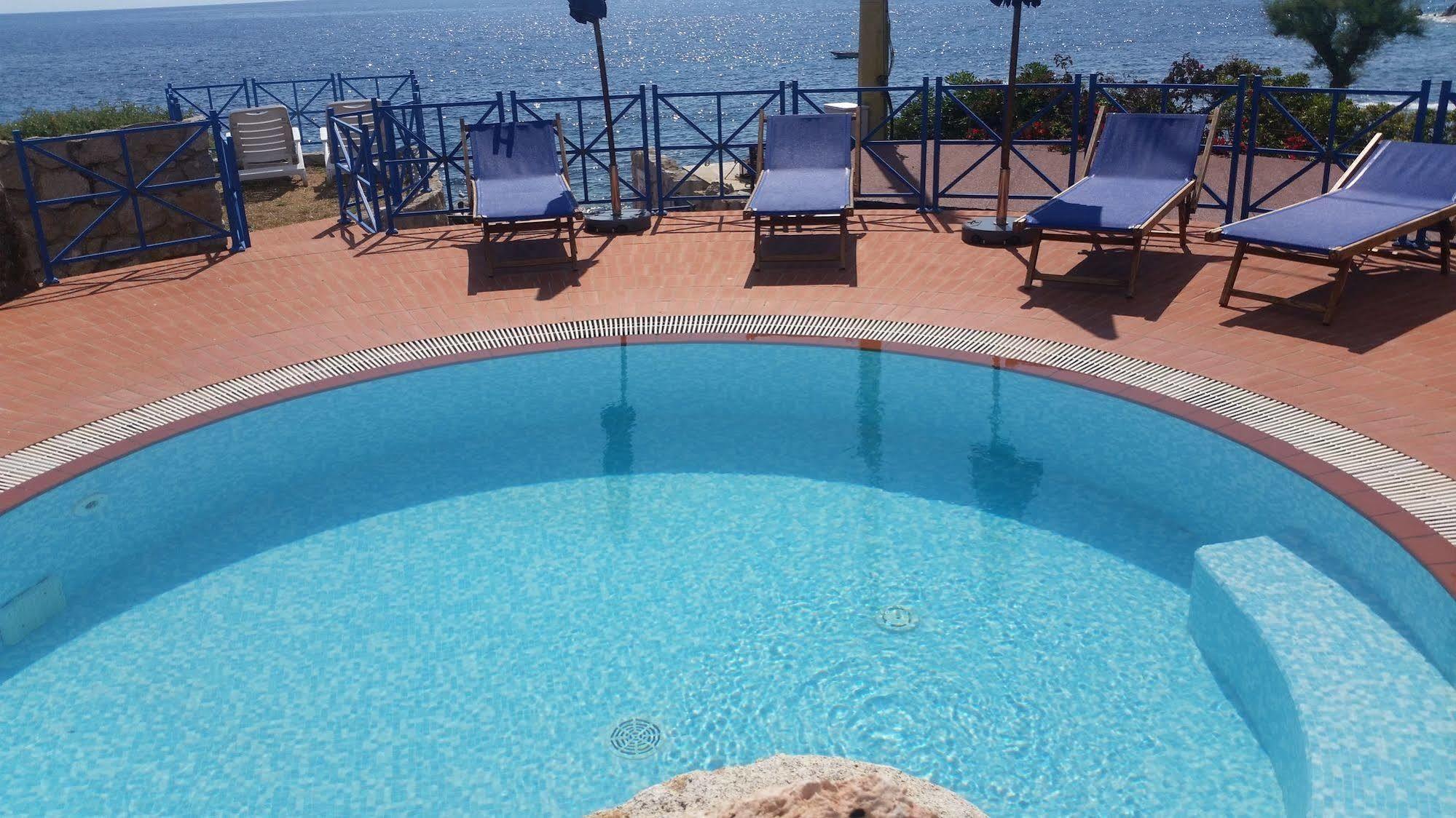 Hotel Il Perseo Chiessi Exterior photo
